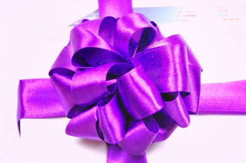 Cách làm nơ gói quà bằng dây ruy băng