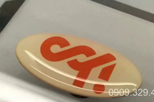 Những điều cơ bản về in logo đổ keo Epoxy và logo nổi 3D